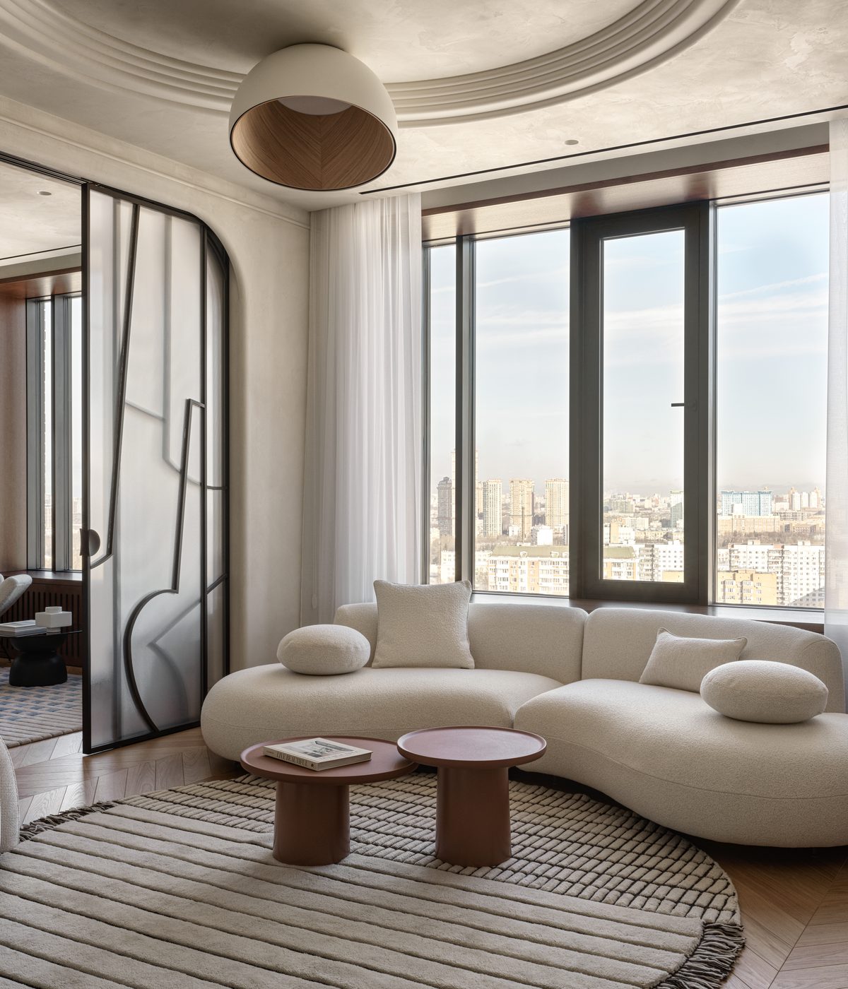 Light-filled apartment